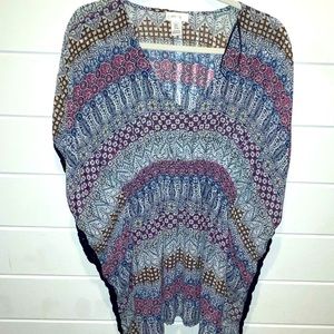 Motherhood Maternity Flowy Open Side Blouse